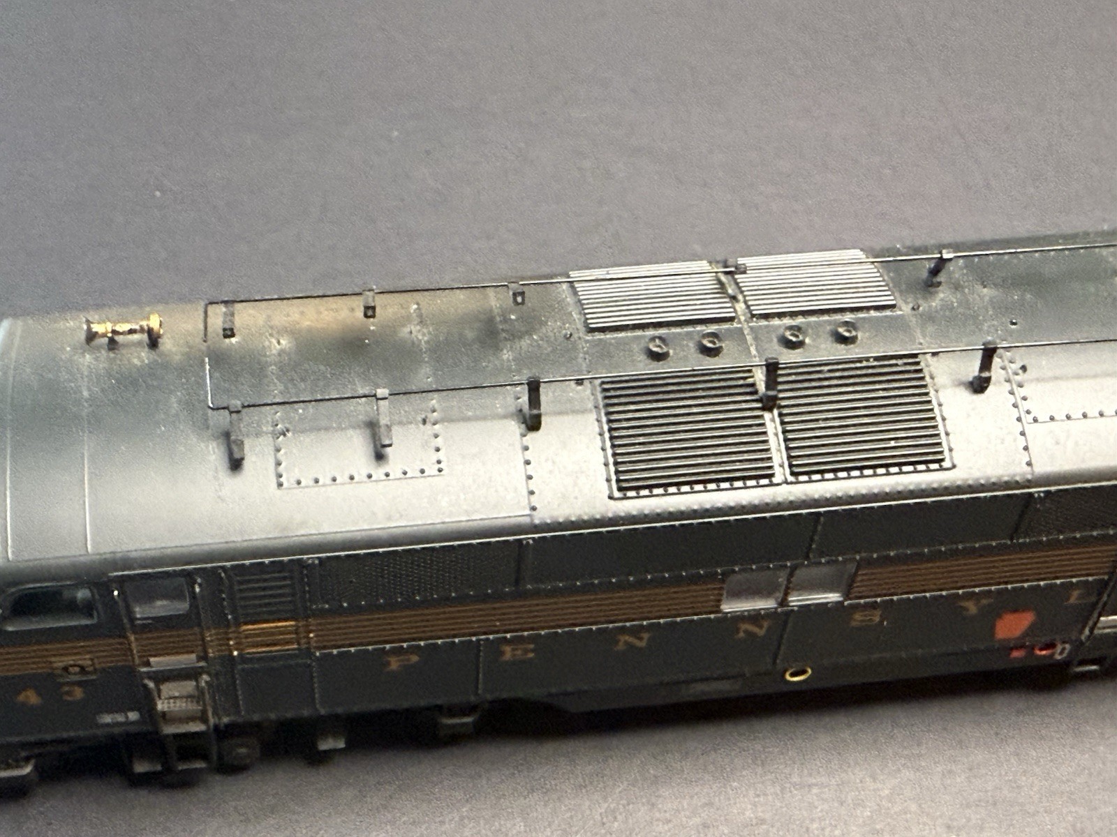 FOR PARTS Walthers Proto E7A Pennsylvania PRR 5843 DCC HO Green Gold 920-40986