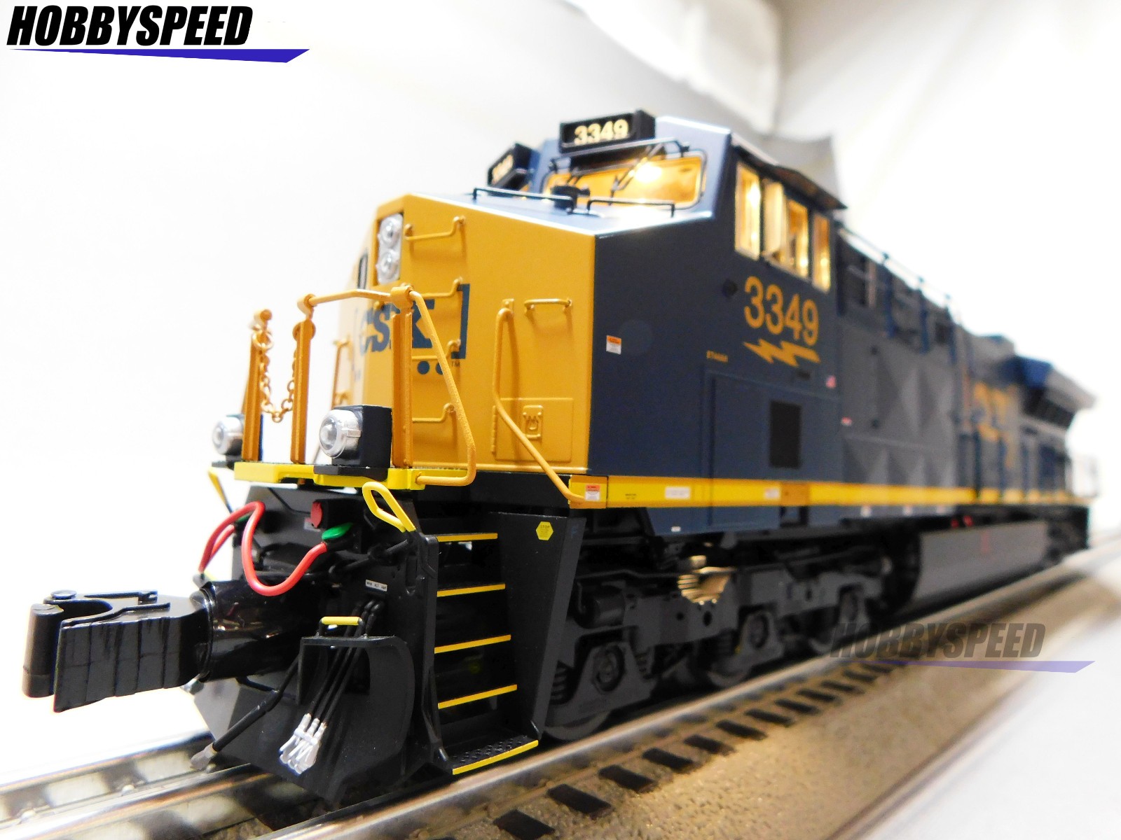 LIONEL BTO CSX SUPERBASS ET44AC #3349 DIESEL ENGINE O GAUGE train 2533479 NEW