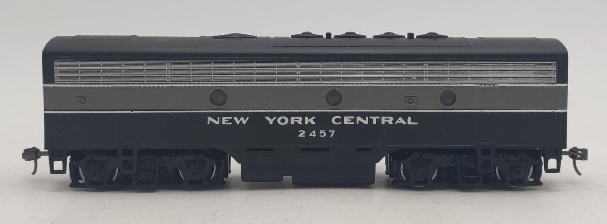 Bachmann 31222 HO New York Central EMD F7B Unit Powered Diesel Locomotive #2457