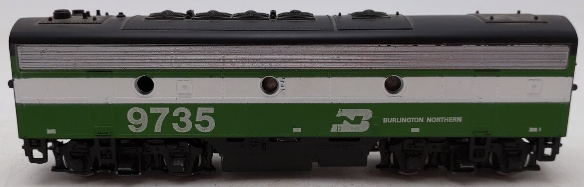 Athearn 3012 HO Scale Burlington Northern F7B Dummy Diesel Locomotive #9735