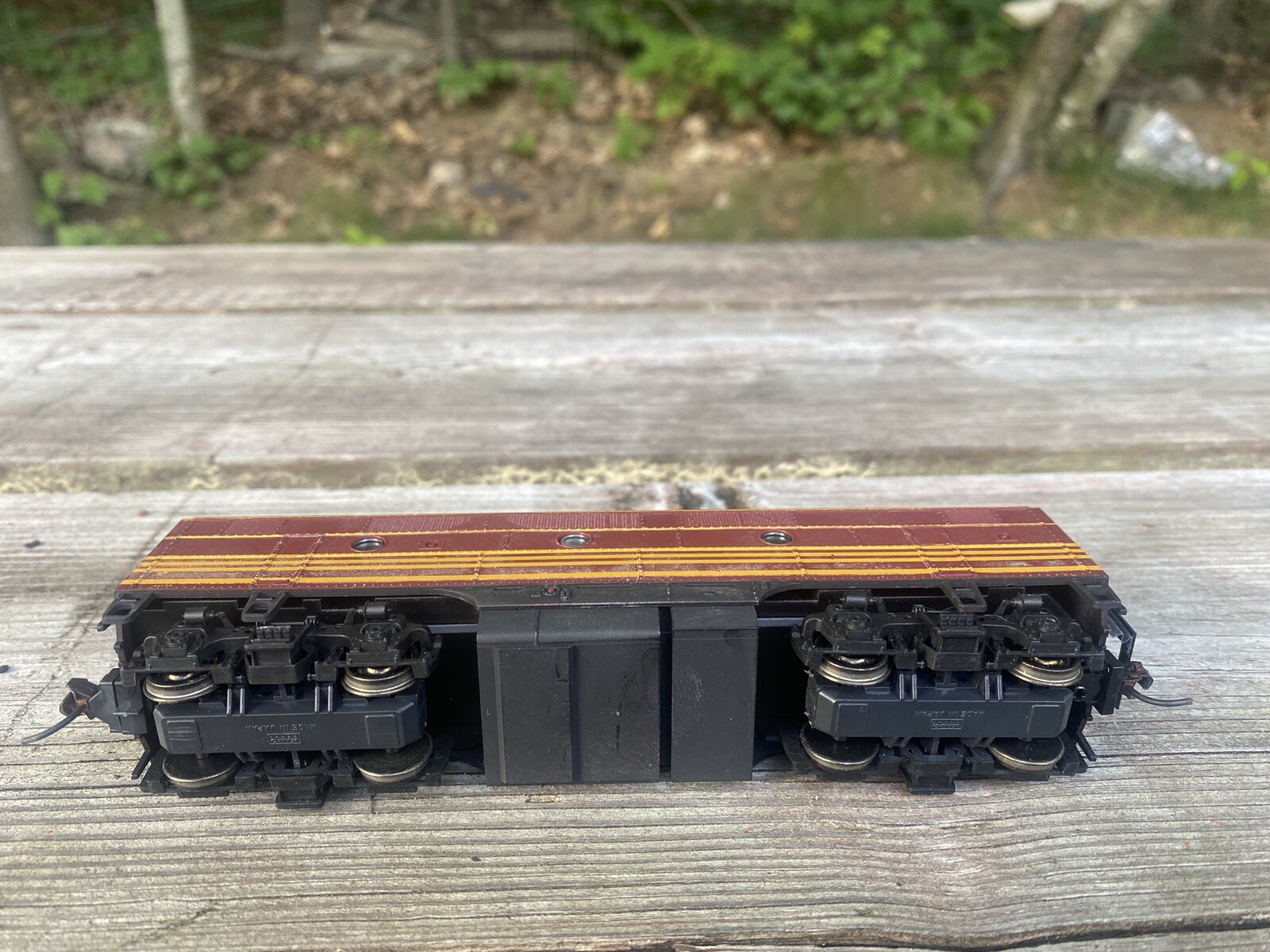 Custom Painted Boston And Maine Stewart/Kato F3B Phase IV B Unit Locomotive HO