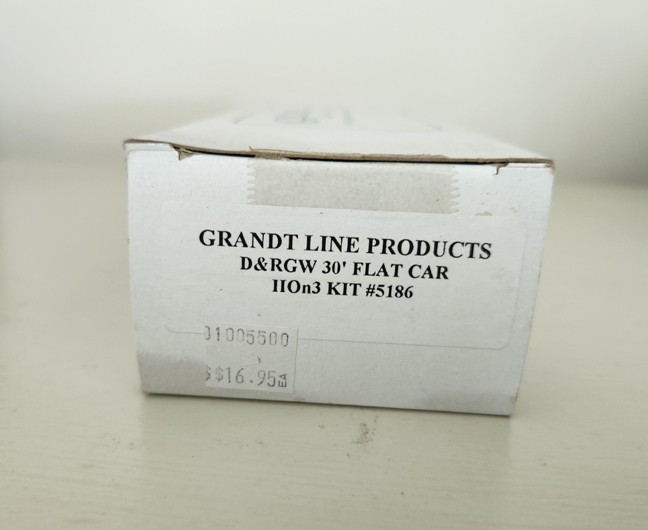 Vintage Grandt Line D & RGW 30′ Flat Car Model KIT #5186 N-scale needs assembly