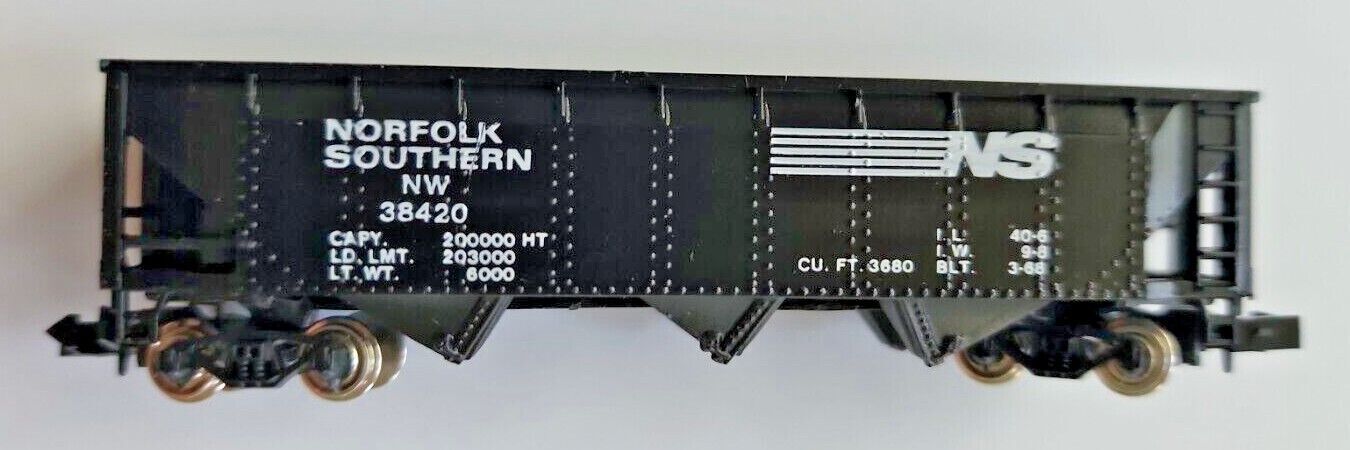 Con-Cor Norfolk Southern 3-Bay Hopper Car N Scale 1652 U U105-31