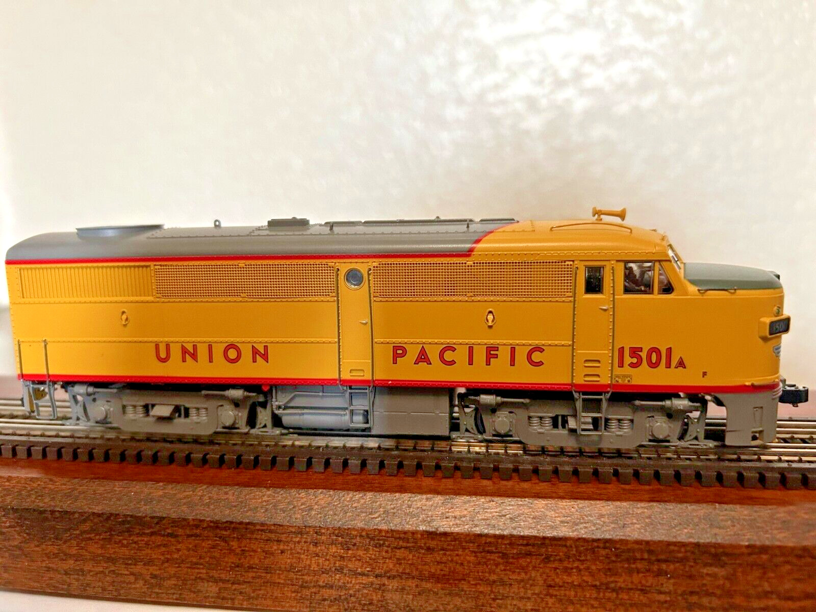 UNION PACIFIC ALCO FA-1 A/B LOCO- DCC/DCS SOUND PROTO 3 – MTH HO Scale – NEW OOP