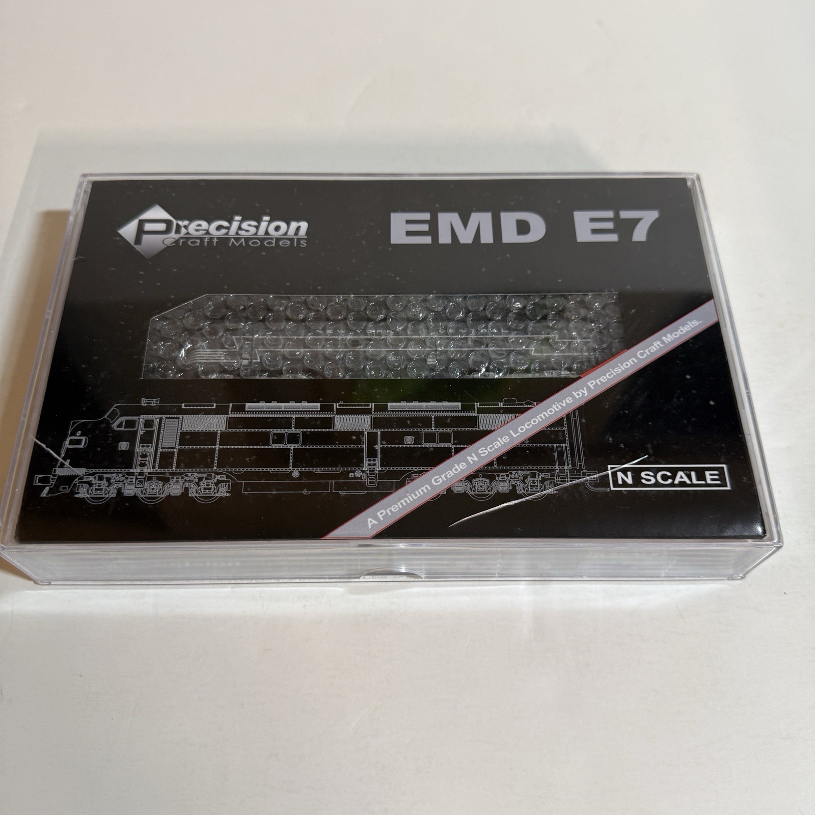 Precision Craft Models N 602 EMD E7A NYC 4001 Powered, No Sound, DCC Ready Train