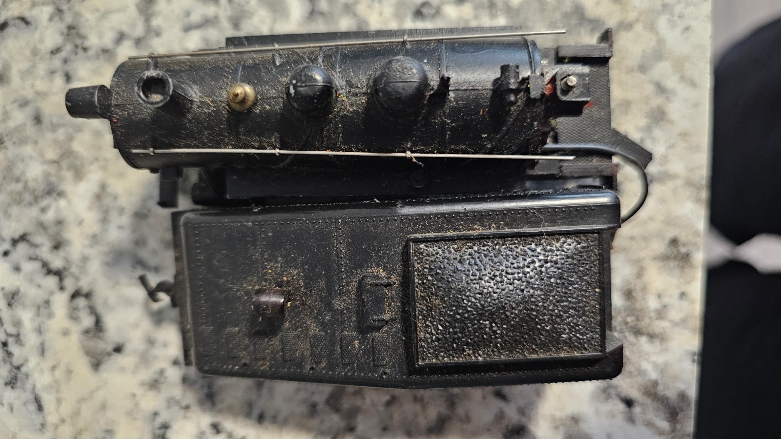 HO scale die-cast metal Rivarossi steam locomotive and tender