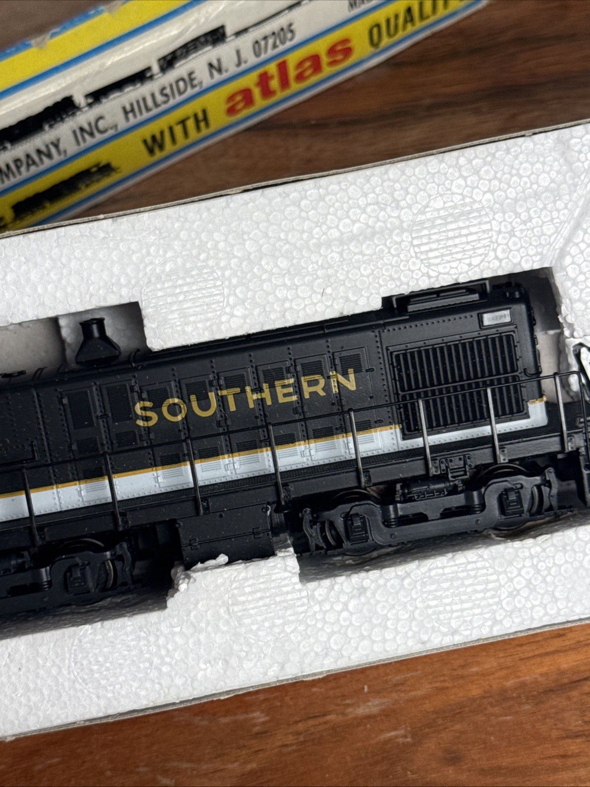 Atlas 8287 HO Scale ALCO S-4 Diesel Locomotive Southern Railway 6074 NOS NIB