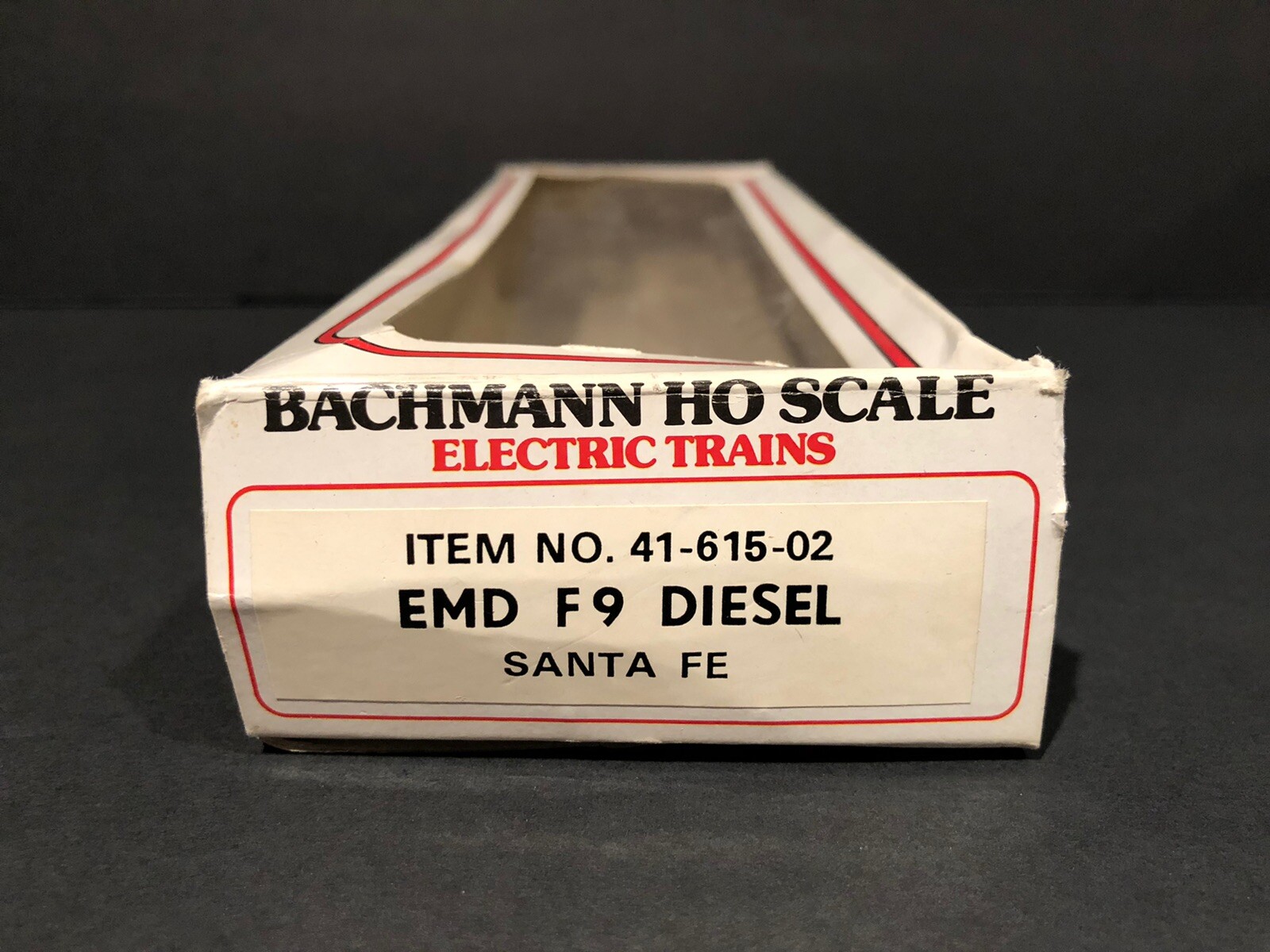 HO Scale Bachmann Santa Fe 307 Powered EMD F9 Diesel Engine in Original Box RARE