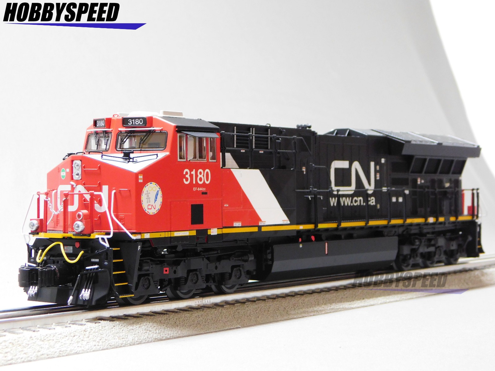 LIONEL BTO CANADIAN NATIONAL LEGACY ET44AC DIESEL ENGINE O GAUGE 2533462 NEW