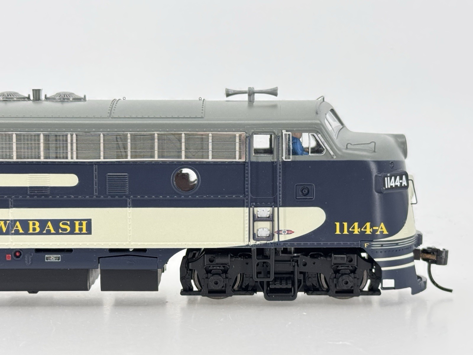 HO Proto 2000 Wabash F7A Powered Diesel Locomotive WAB #1144A