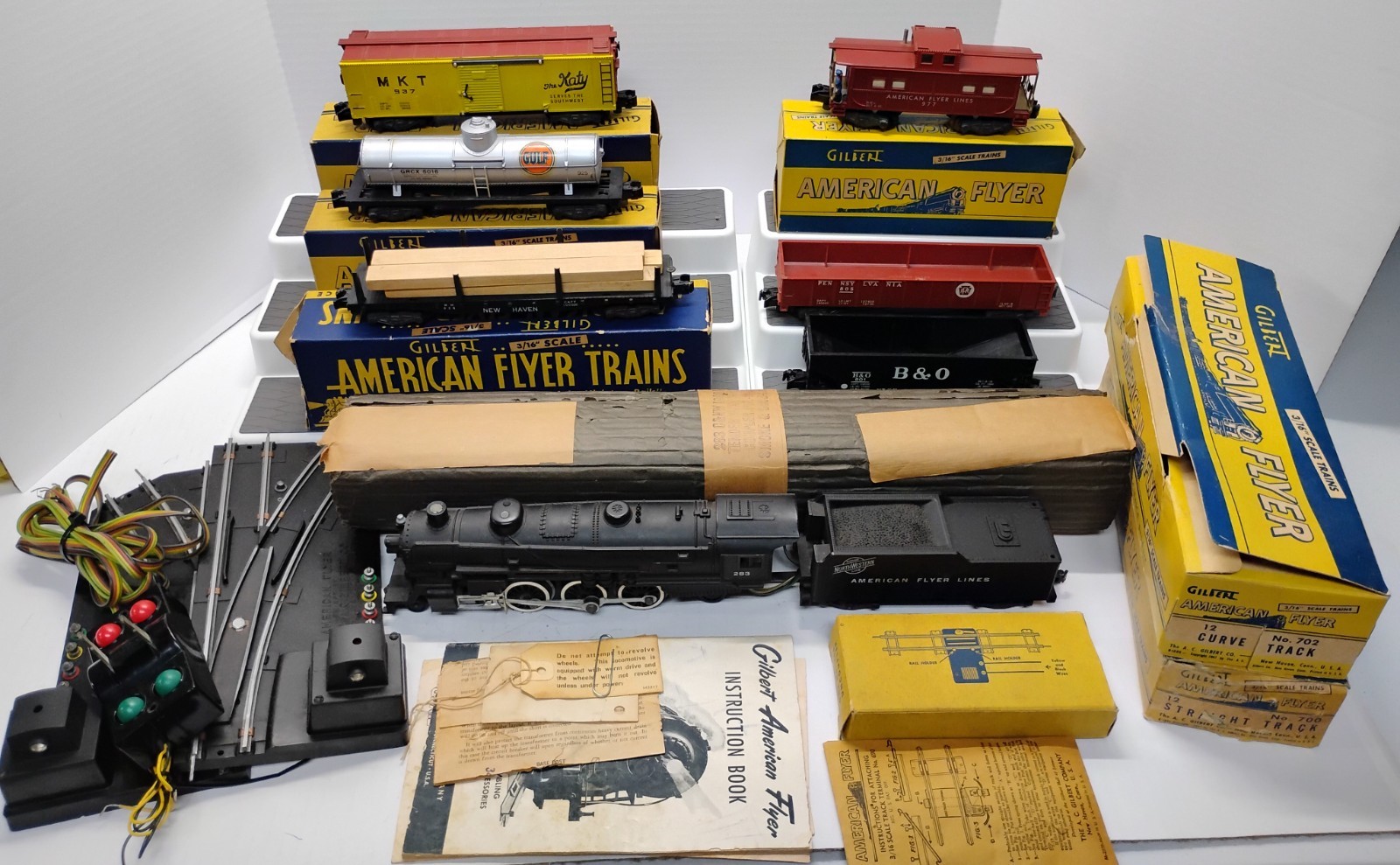 AMERICAN FLYER LINES C&NW #283 SET FROM 1956 WITH EXTRAS S GAUGE/USED