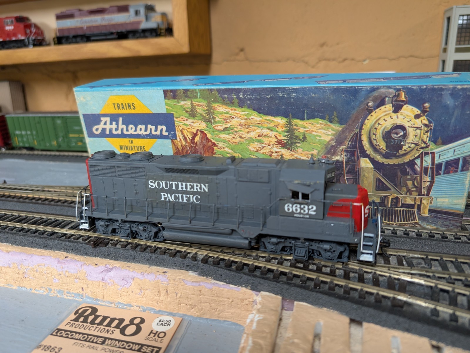 CS ATHEARN BLUE BOX/RAILPOWER CUSTOM GP35: SP SOUTHERN PACIFIC #6632 W/DETAILS