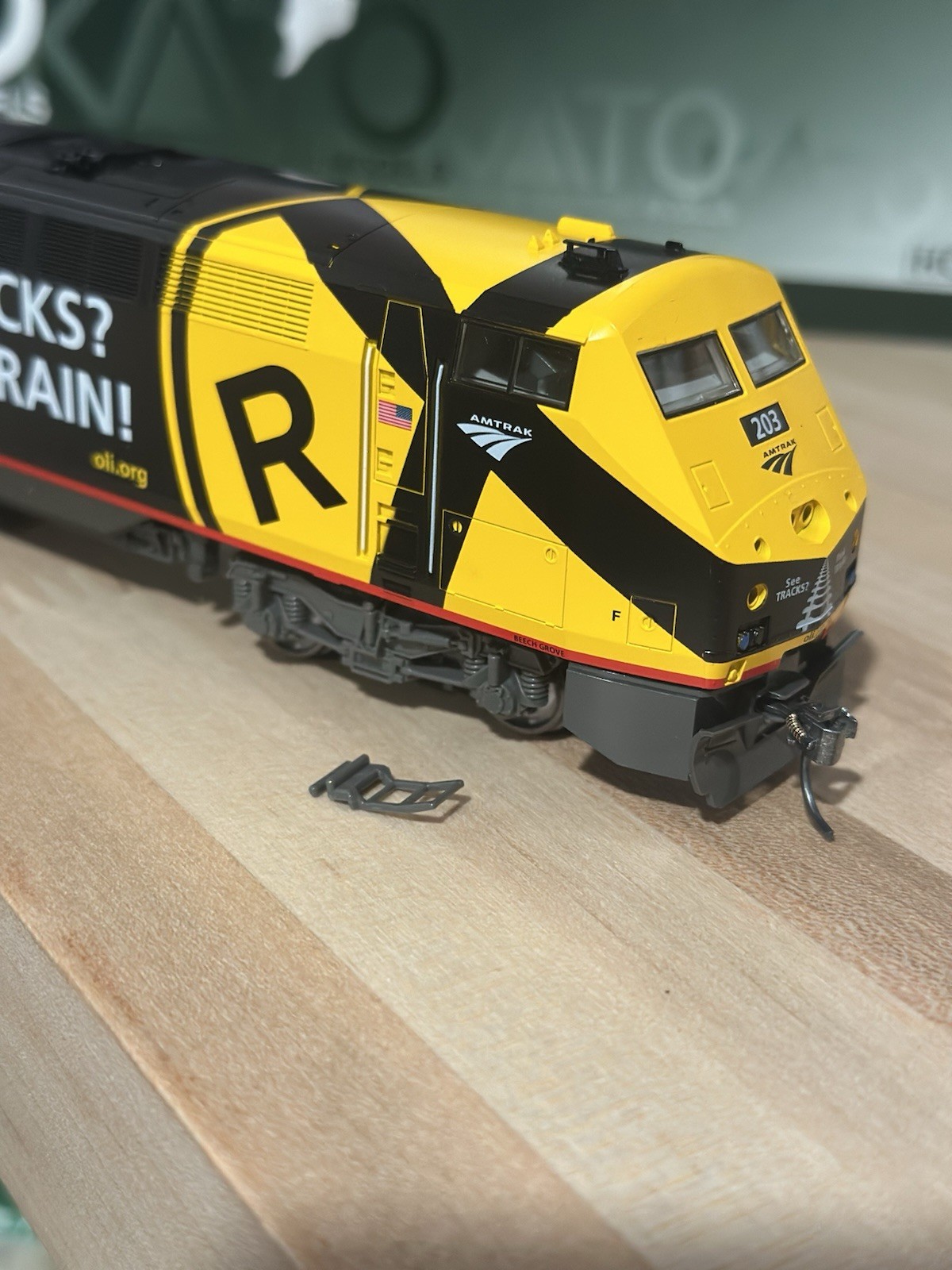 KATO HO GE P42 Amtrak Operation Lifesaver #203 DCC Sound added Lightly USED