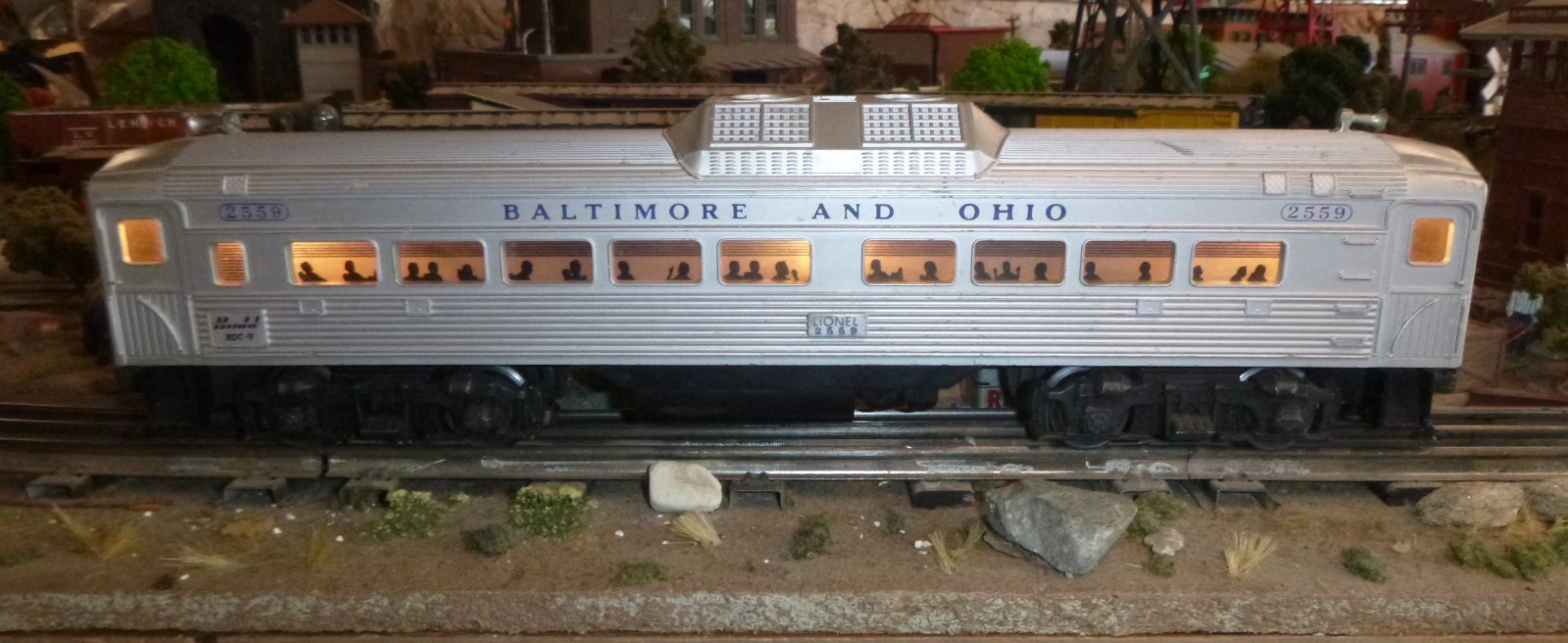 Lionel 2559 Baltimore and Ohio Budd RDC-9 Commuter car – good condition