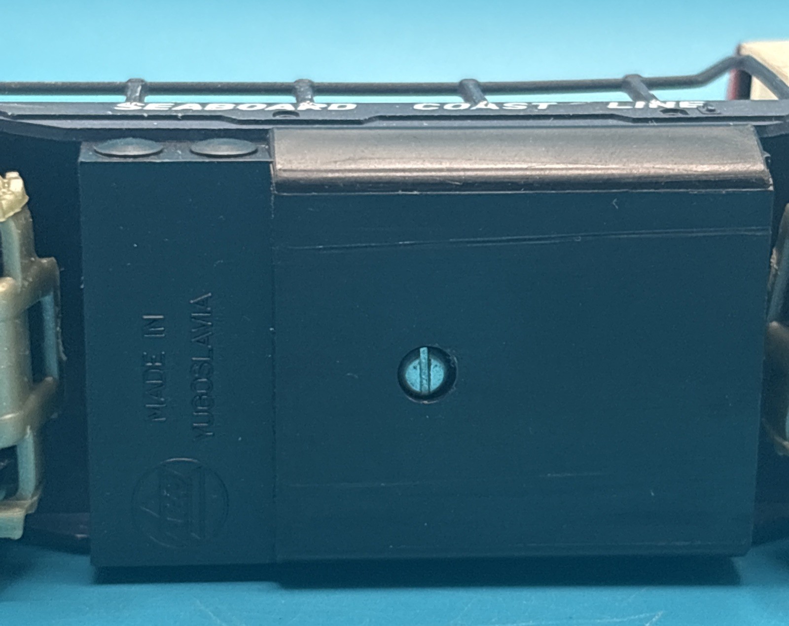 HO AHM 1776 SEABOARD COAST LINE Locomotive Dummy Diesel Made In Yugoslavia