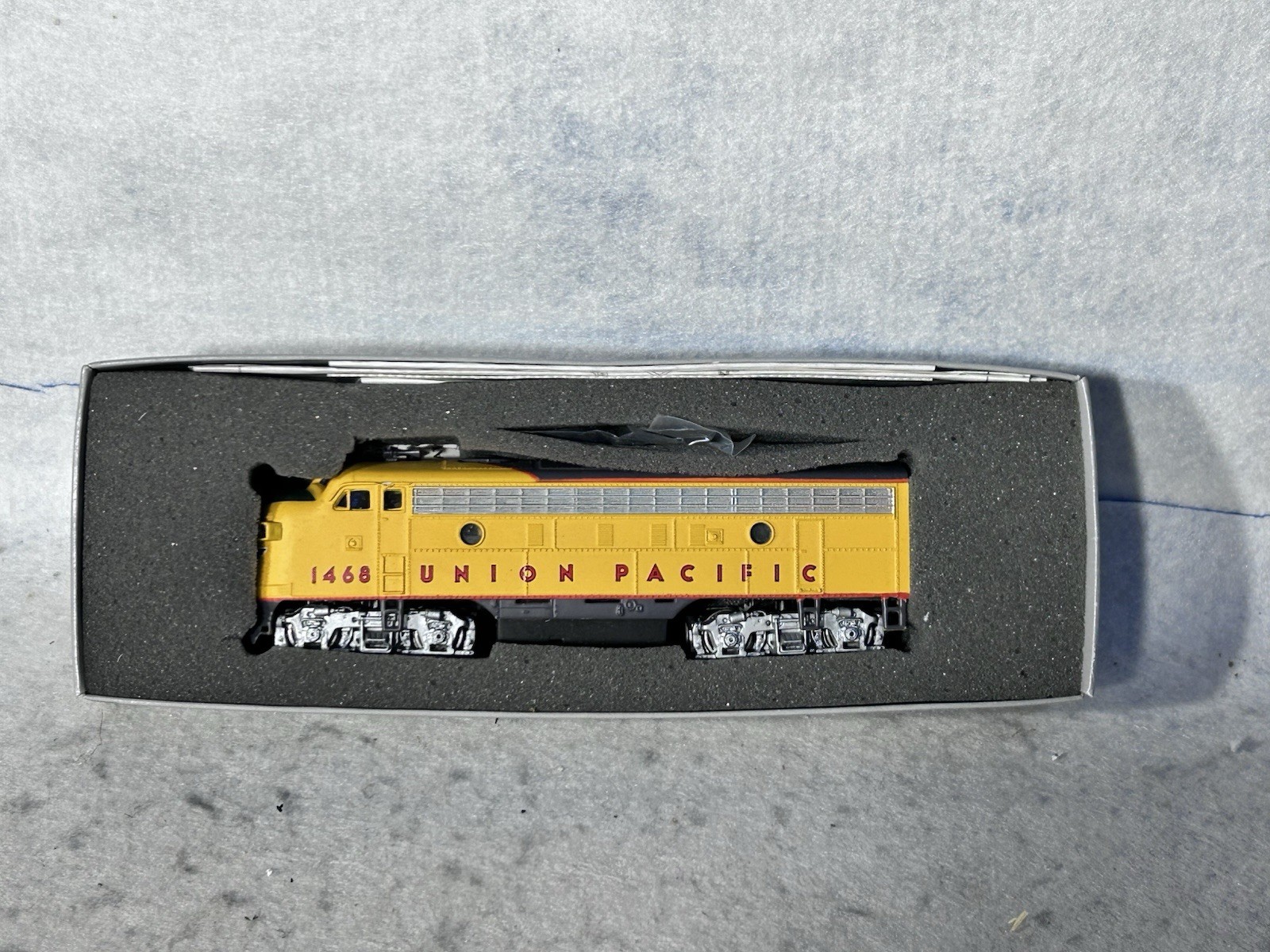 Beautiful Bachman Plus Union Pacific RR F-7A Locomotive HO