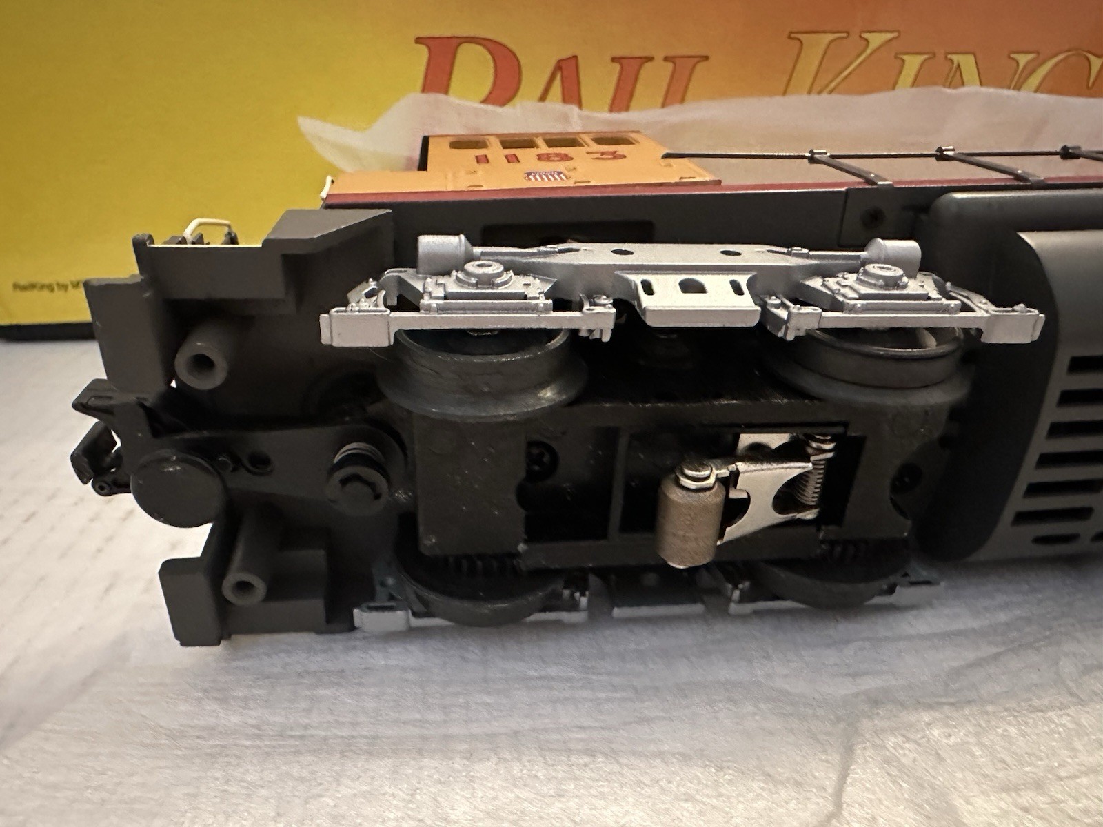 MTH O 30-2215-0 Union Pacific SW-1500 Switcher Diesel Engine W/ Loco Sound