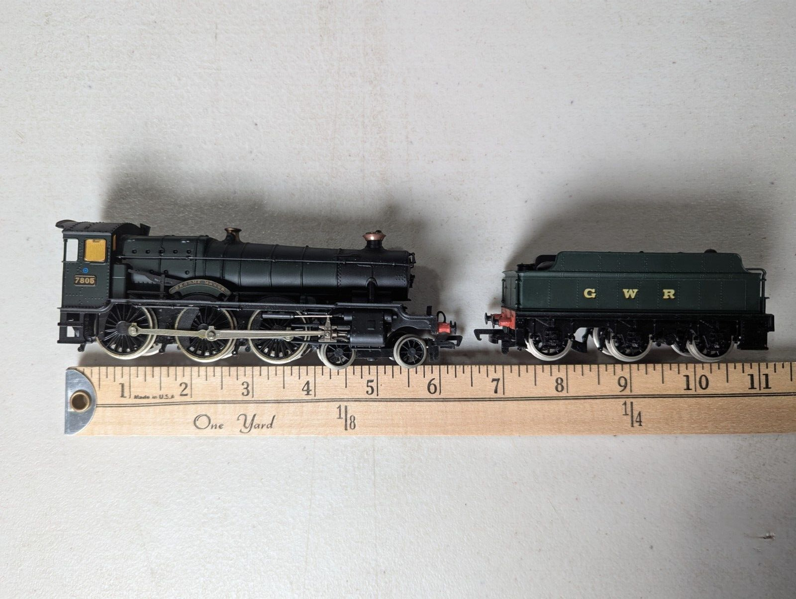 Bachmann Branch Line 1/76/OO Broome Manor GWR 4-6-0 Steam Locomotive 31-305