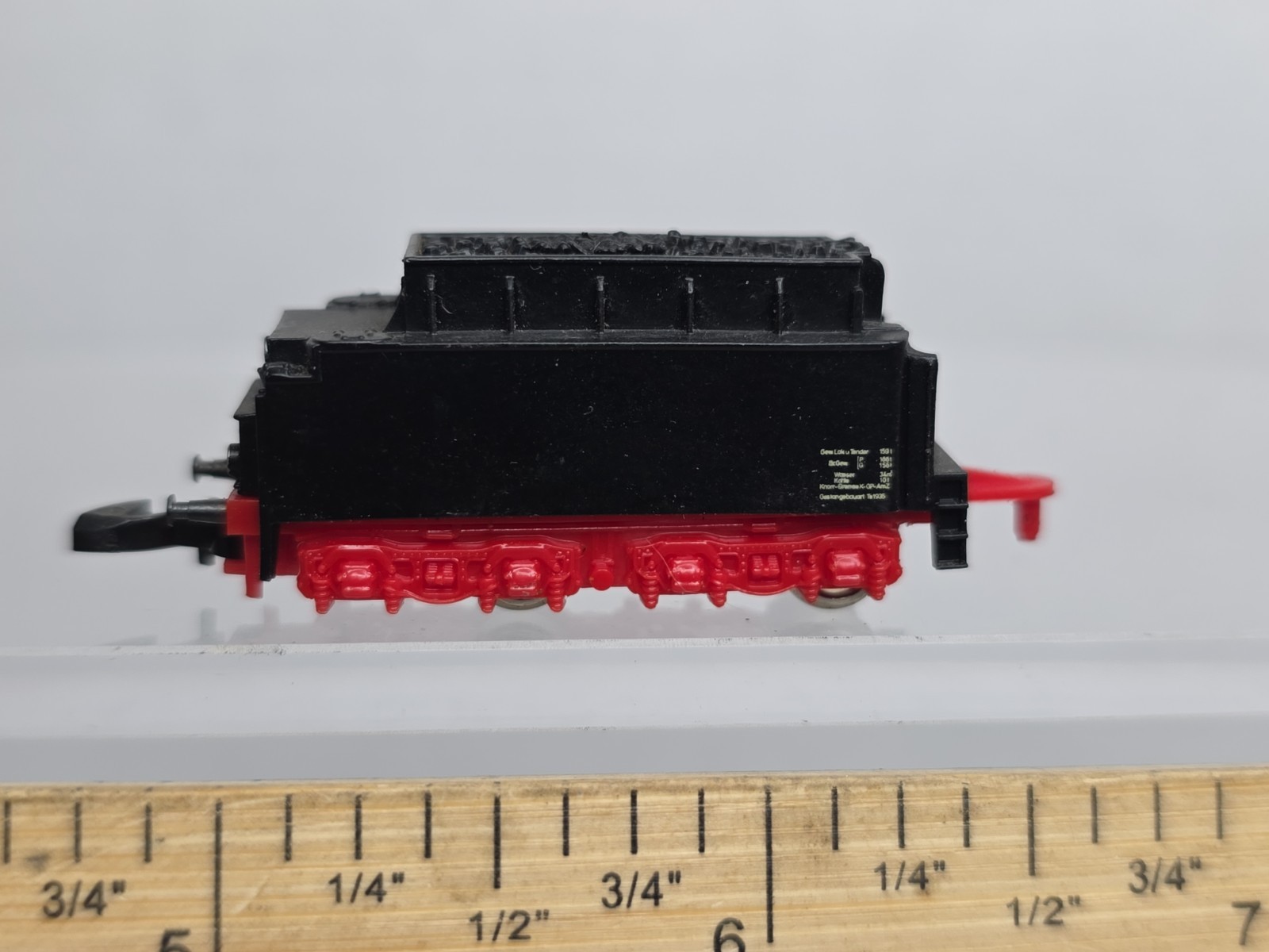 Marklin Z Scale *Tender Only* 4 Axel Coal Tender (For Loco 8885) Missing 2 Axels
