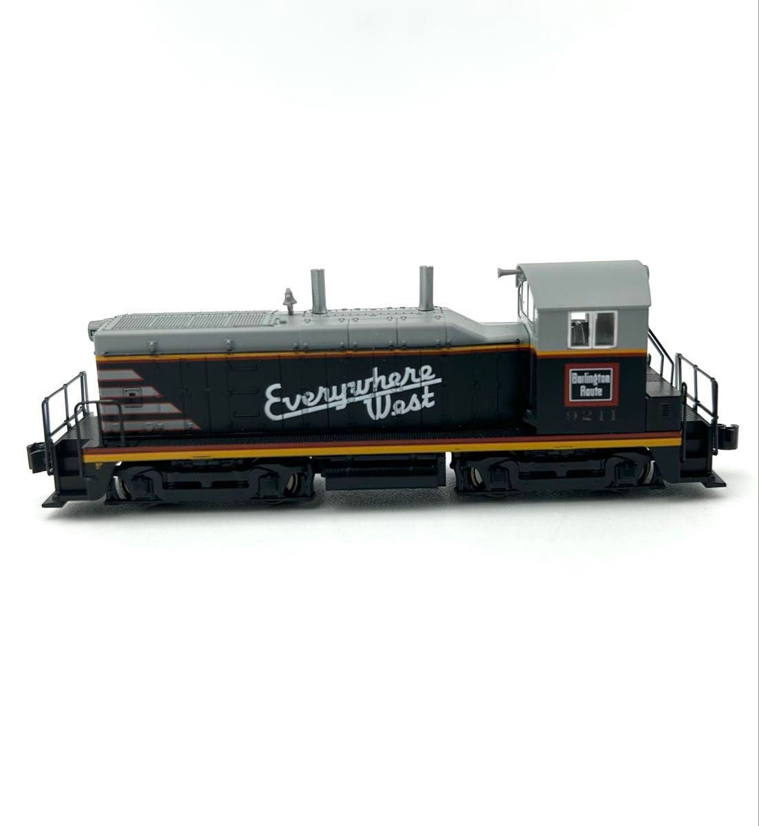 KATO 176-4368 NW2 Diesel Locomotive CB&Q #9211 N Scale Excellent Tested