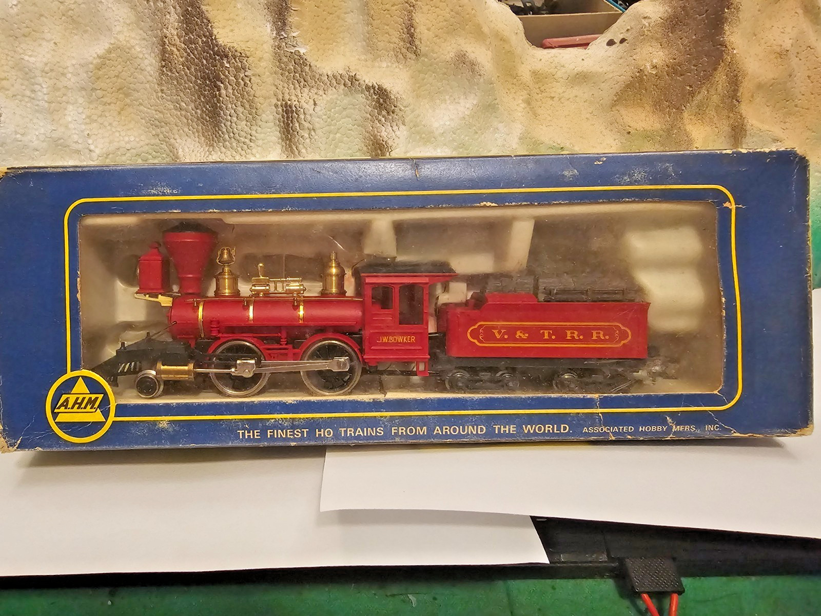 HO Scale Vintage AHM / Pocher JW Bowker 2-4-0 Locomotive & Tender in Box / Runs!