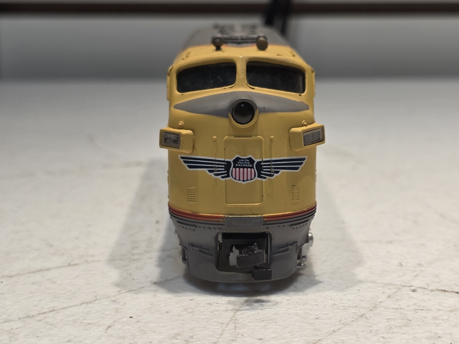 Vintage Bachmann HO Scale Union Pacific F9 Diesel Locomotive 1468