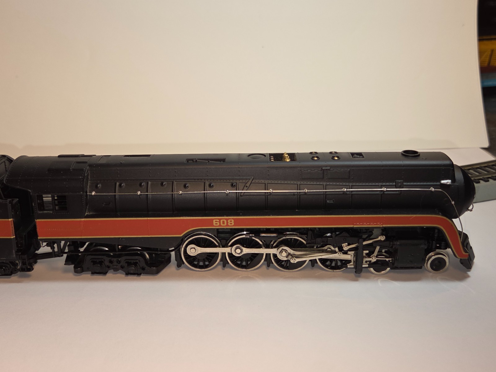 BACHMANN NORFOLK & WESTERN CLASS J 4-8-4 608 STEAM LOCOMOTIVE & TENDER (lot 101)