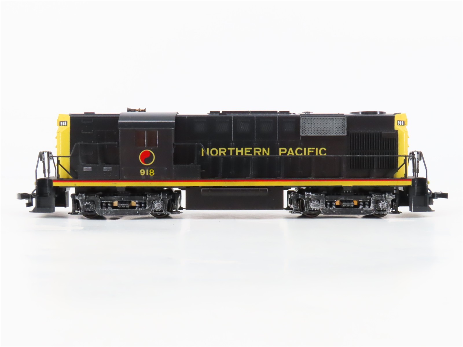 HO Scale Atlas/KATO NP Northern Pacific ALCO RS-11 Diesel Custom Rd #918
