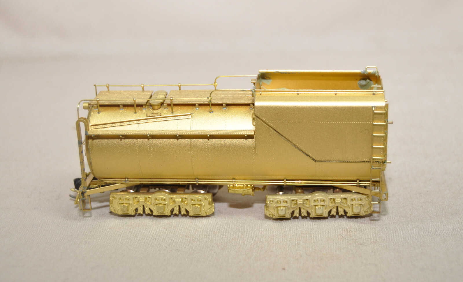 Oriental Limited CN Canadian National / GTW U-3-a 4-8-4 HO Brass -NIB