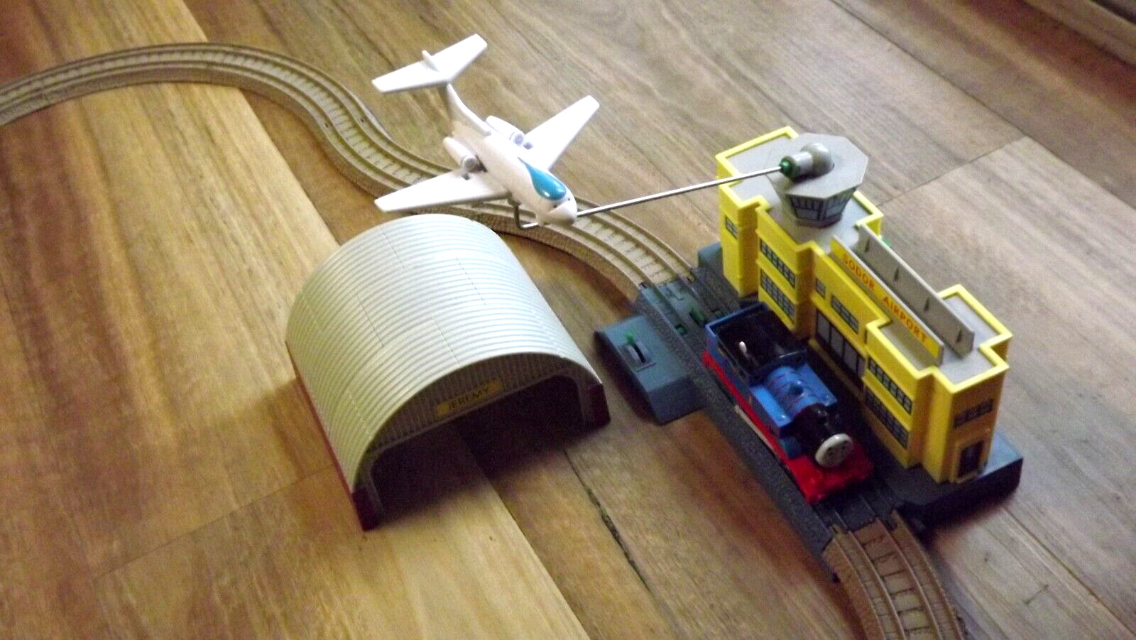 Thomas & Friends: Trackmaster – Thomas at the Airport (2011, Fisher-Price)