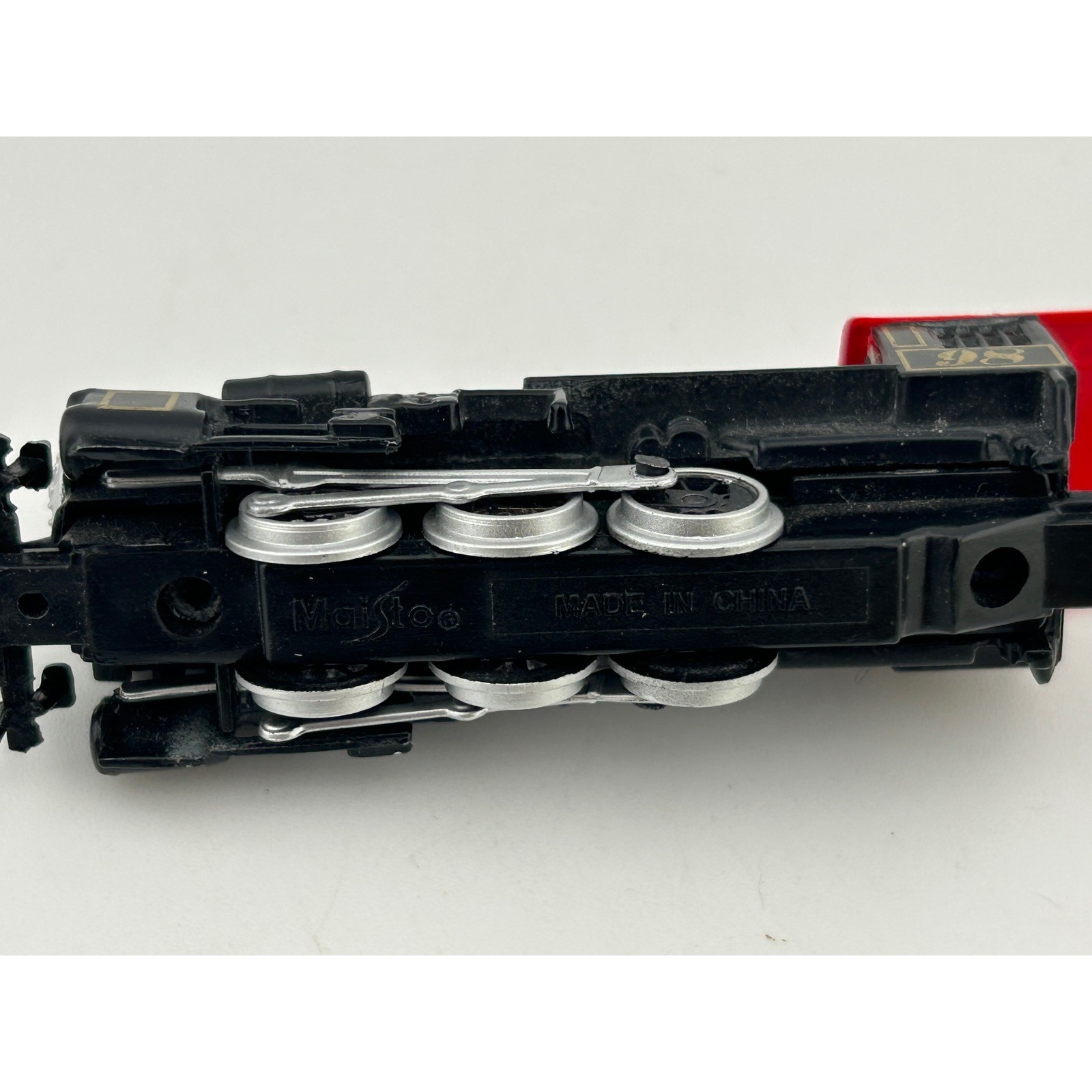 Maisto Model Train Engine Black Red 98