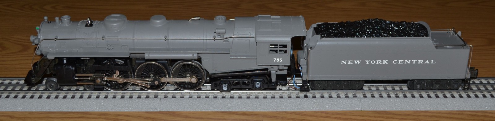 Lionel 6-18002 New York Central 4-6-4 Hudson Steam Locomotive LN #785 – VIDEO