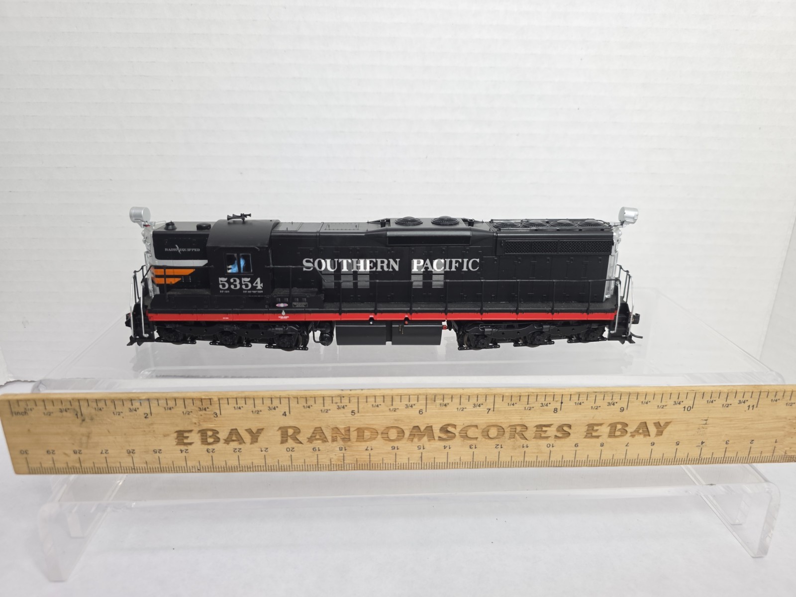 Walthers Proto HO Southern Pacific 5354 SD9 Diesel Loco DC Sound Runs Read Desc.