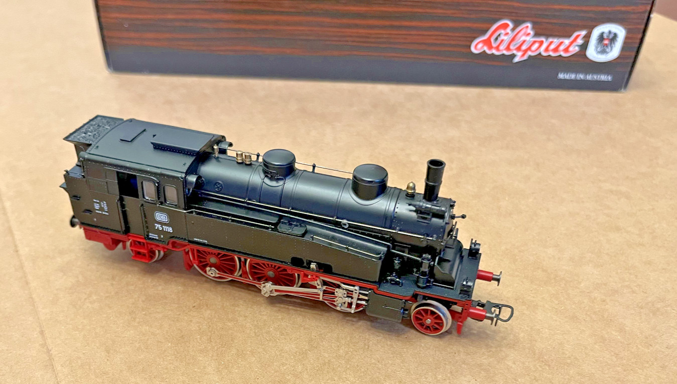 Liliput HO Train 7504 Deutsche Bundesbahn 2-6-2T Steam Tank Locomotive #1118
