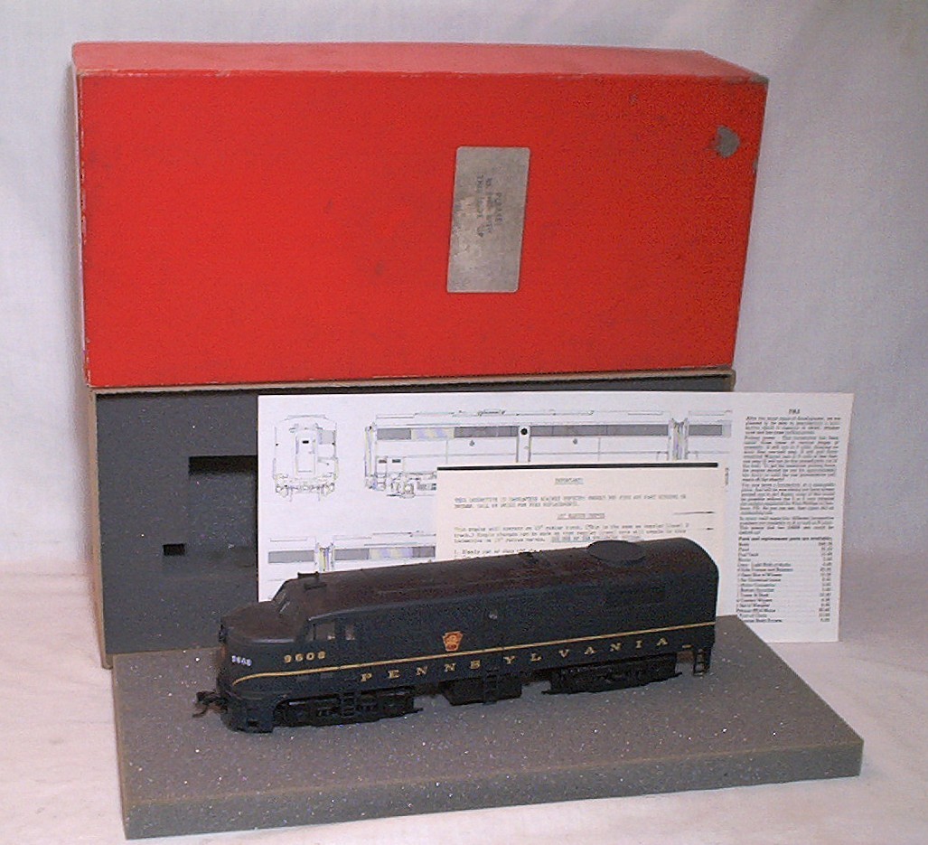 WEAVER O 2 RAIL HI-RAIL POWERED PRR FA-2 A-UNIT DIESEL LOCOMOTIVE – CAB# 9608