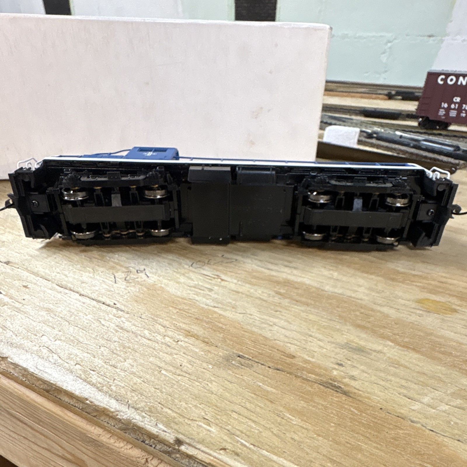 Atlas Classic HO Scale Boston & Maine ALCO RS-3 Diesel Locomotive #1536 MPN 7002