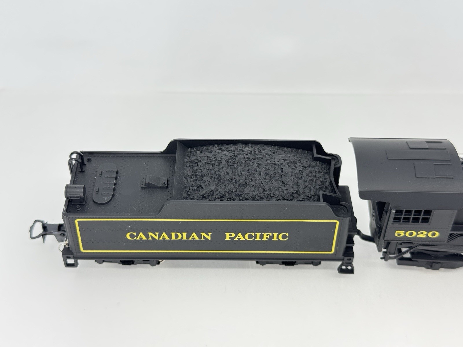 HO Mehano M9910 Canadian Pacific 4-6-2 Pacific Steam Locomotive CP #5020