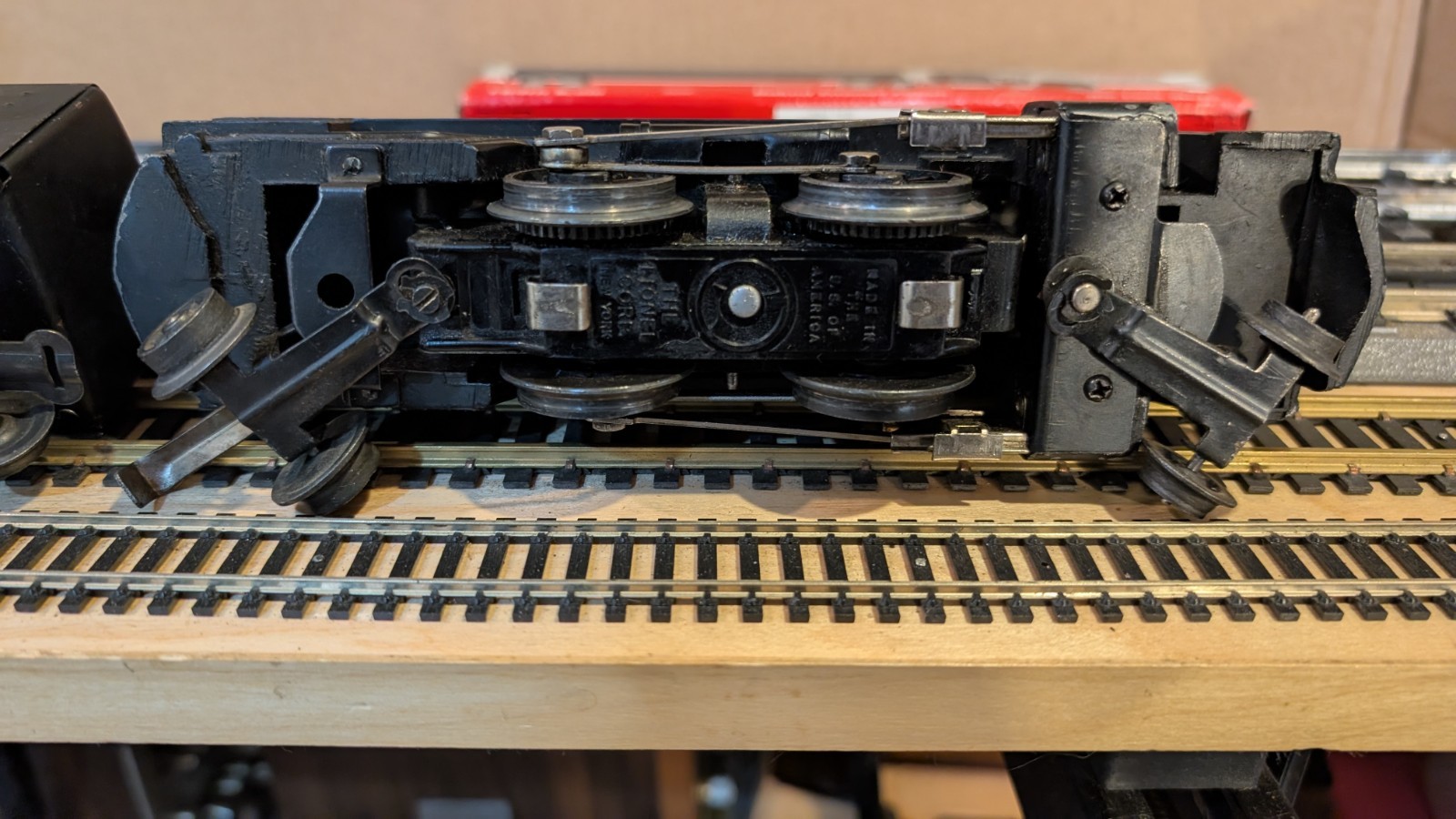 Lionel No. 1655 2-4-2 Steam Locomotive w/ 6654W Whistle Tender working great