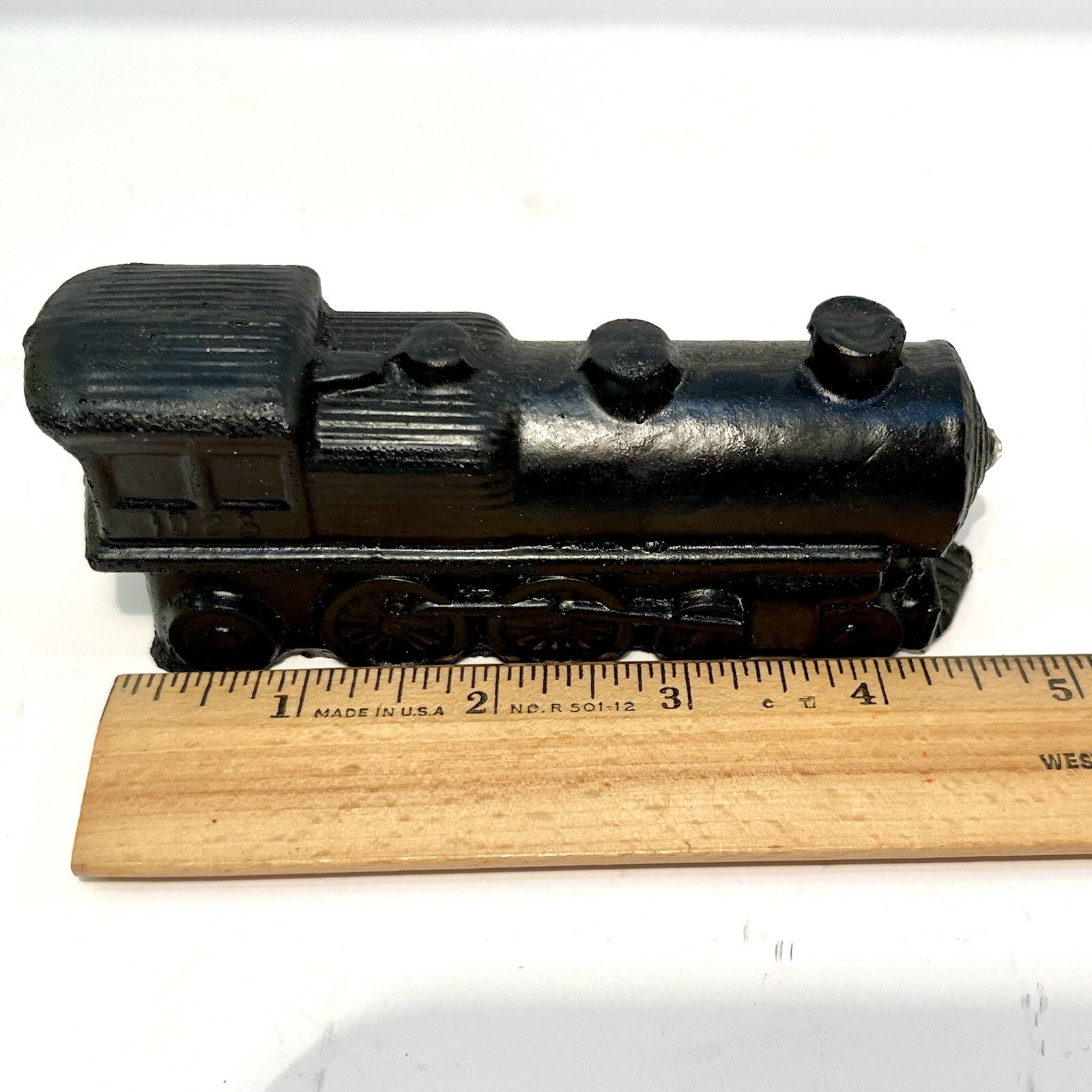 Carved Coal Car Train Steam Engine Locomotive 4.5” Felt Bottom Railroad Figurine