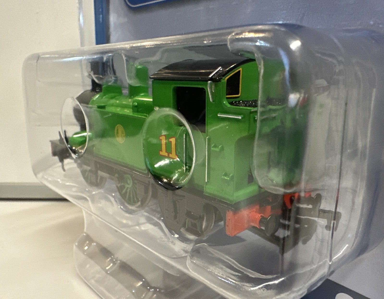 Bachmann HO Scale Thomas & Friends Oliver Engine W/ Moving Eyes #58815