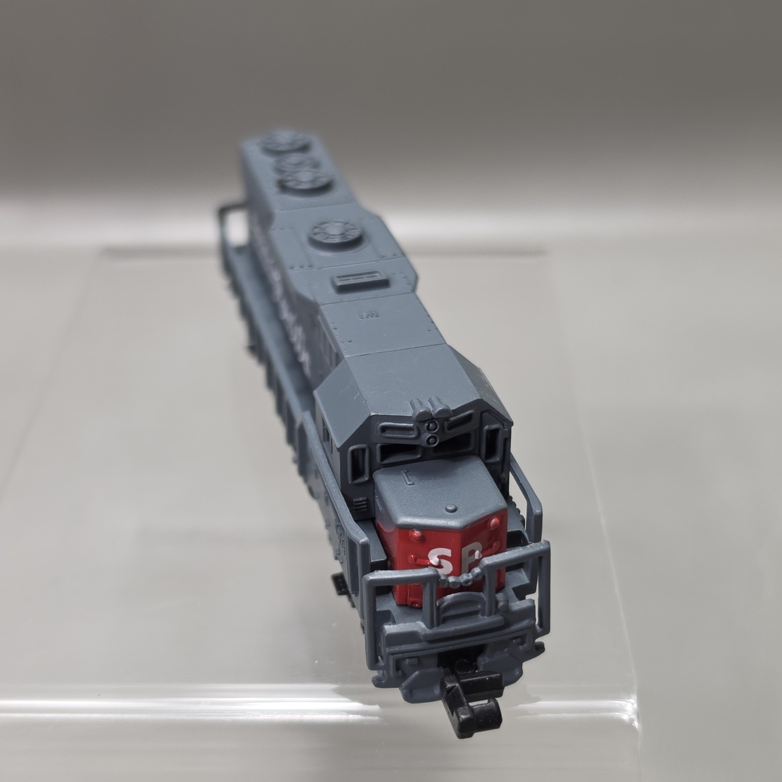High Speed Metal Products Southern Pacific N Scale Engine 9725 Gray Dummy