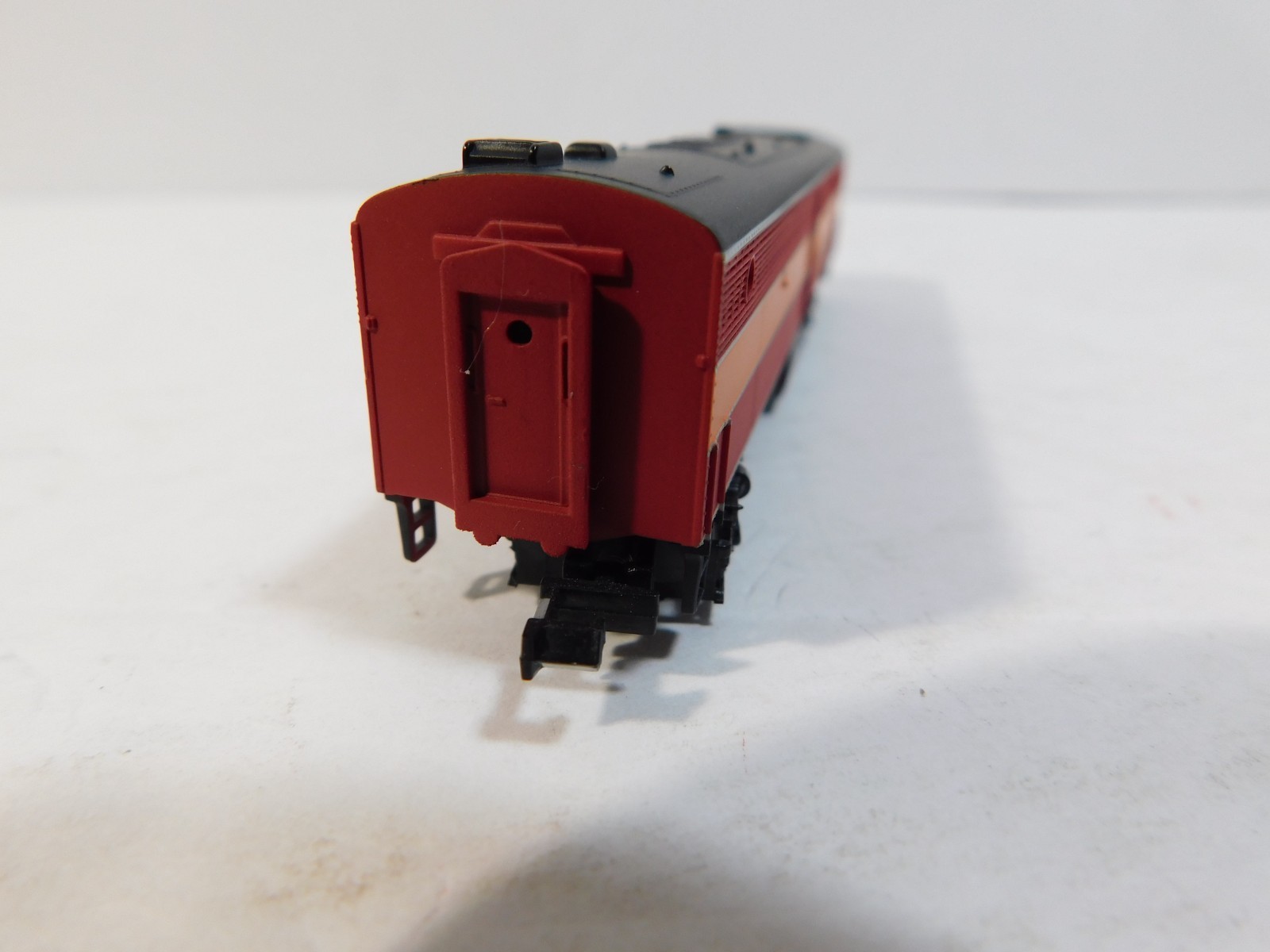 Life-Like N Scale 7066 ALCO PB Locomotive #5912 Red Orange (LL-7066)