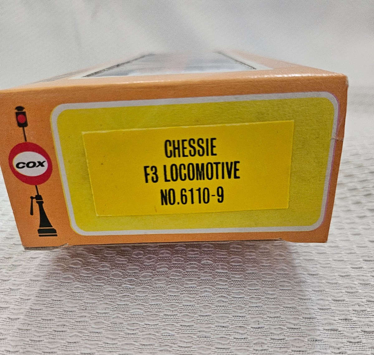 Vintage Cox HO Scale Chessie F3 Locomotive No. 6110-9