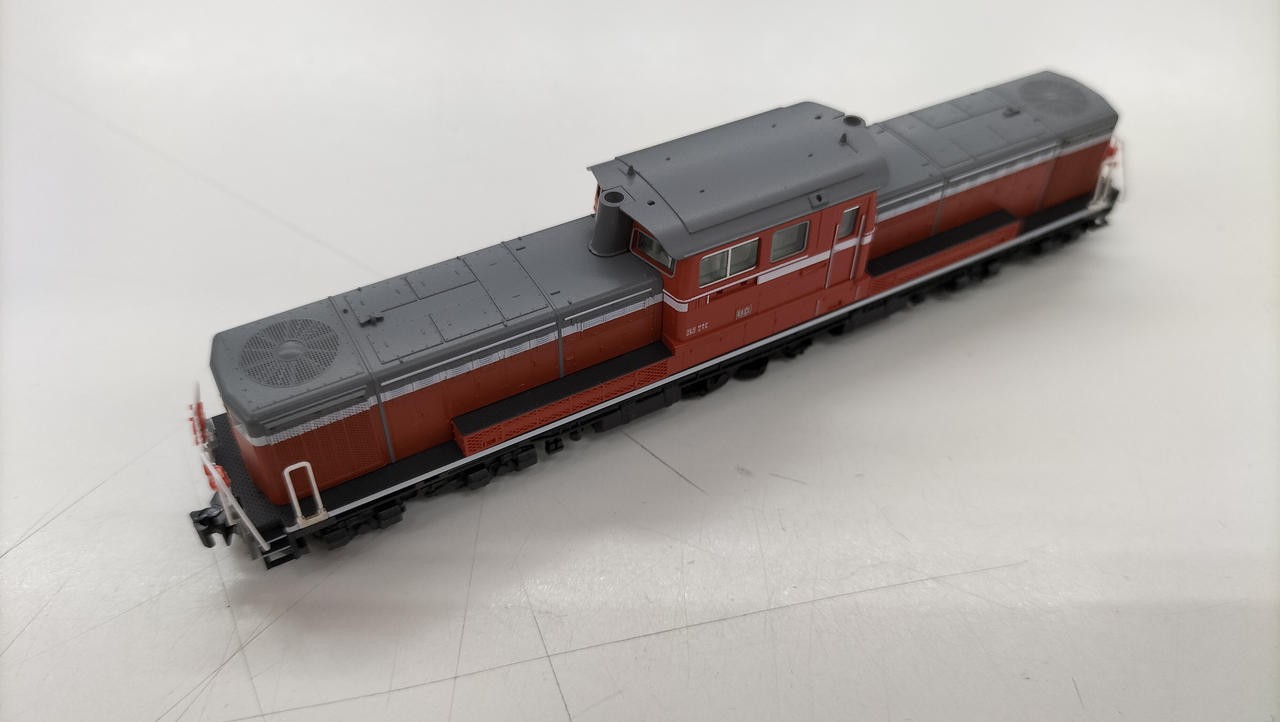 Kato DD51 800 Diesel Locomotive