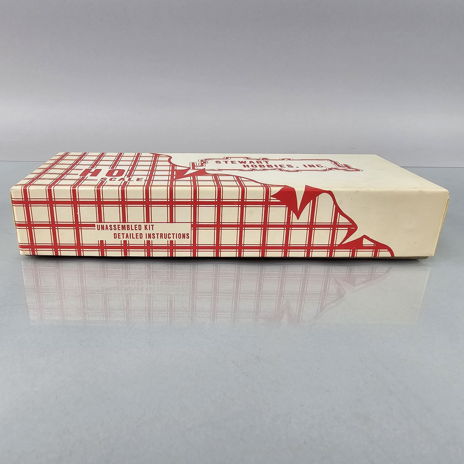 Stewart Hobbies HO GE U25B Powered Diesel Undecorated Train Kit 7000 Phase II
