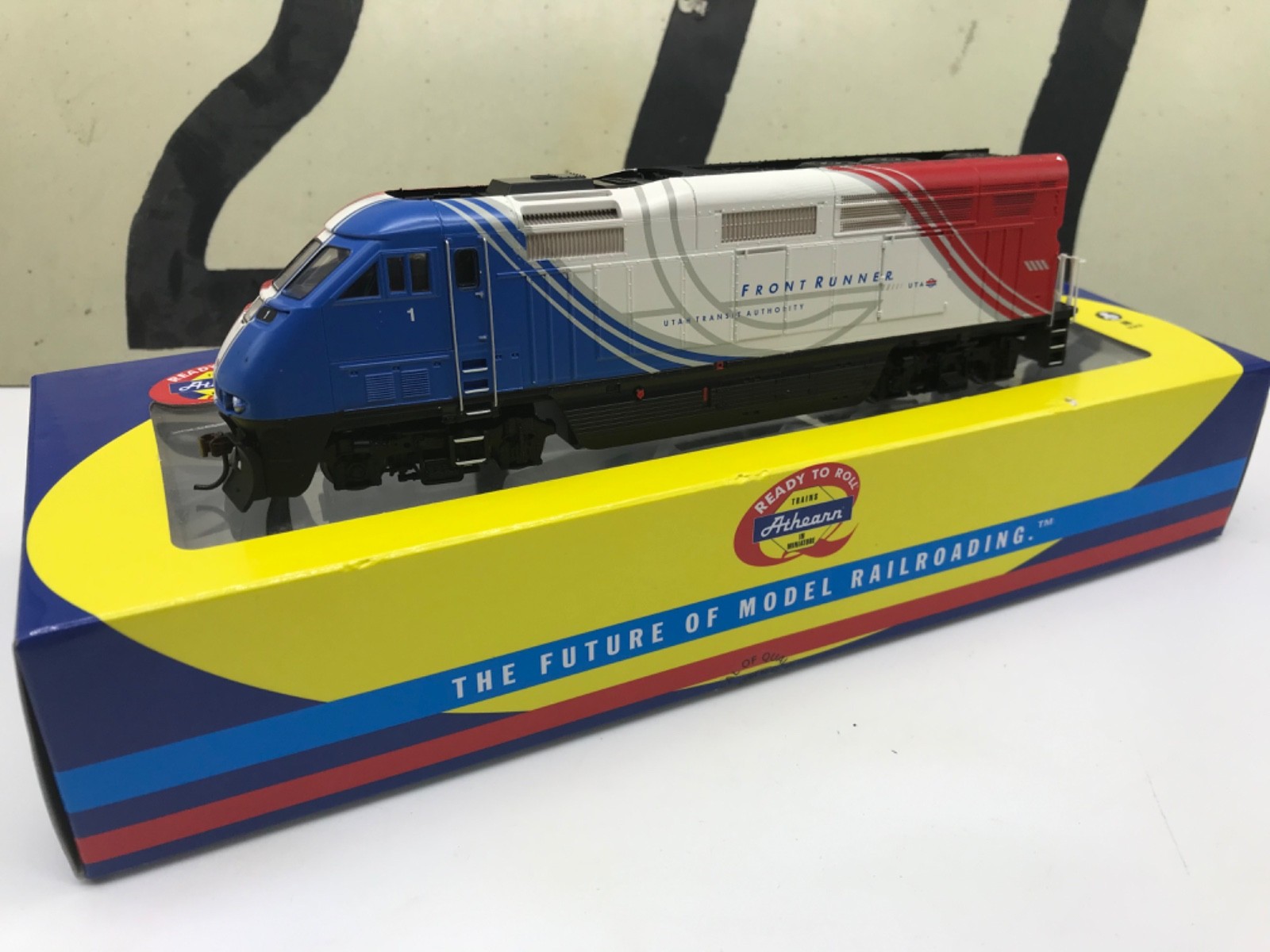 Athearn Ho Scale Utah Front Runner F59PHI Powered Loco Road #1 RTR NOS