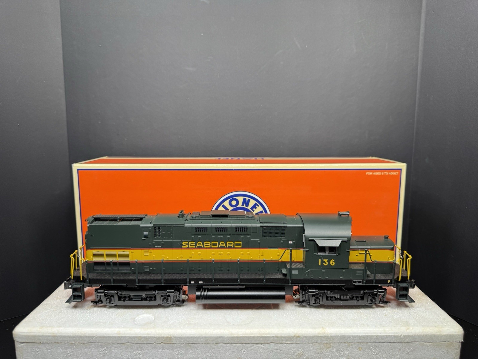 Lionel 6-28219 TMCC Seaboard Alco C-420 diesel engine #136 LNIB