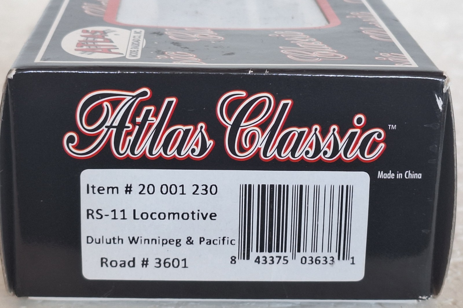 Atlas Classic Silver 20001230 HO RS-11 Duluth Winnipeg & Pacific #3601 (Lot 1)
