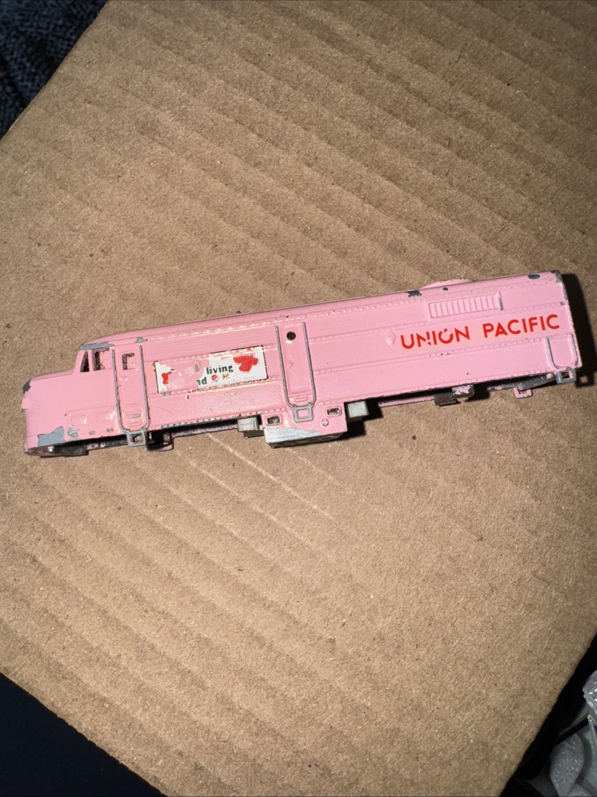 Arnold Rapido N Scale Union Pacific Heavy Metal Shell Made In Germany Very Rare