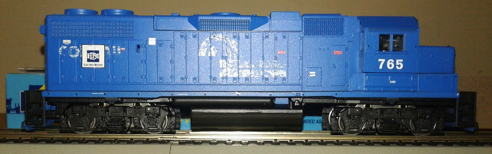 HO SCALE ATHEARN EMD GP38-2 EMD LEASE EX. CONRAIL EMDX #765 4648